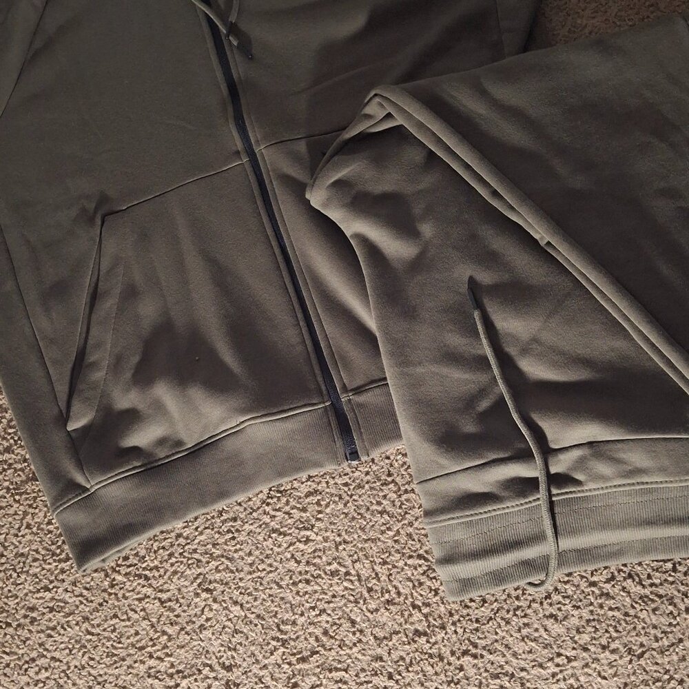 army green JOGGERS